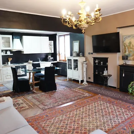 Balestrero's Plan Apartment *