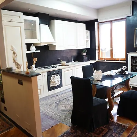 Balestrero's Plan Apartment *